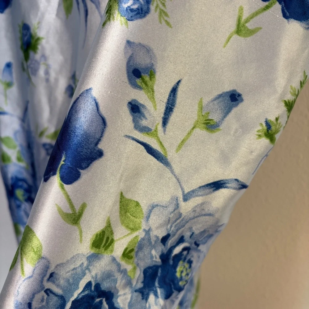 Vintage Pastel Blue Floral Satin Chemise - Picture 5 of 7